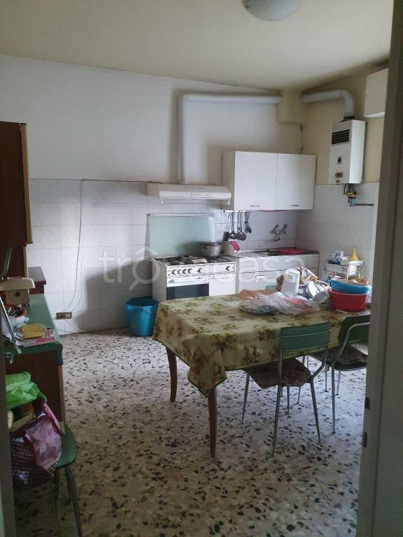Casa Indipendente in vendita a Osio Sotto corso Vittorio Veneto