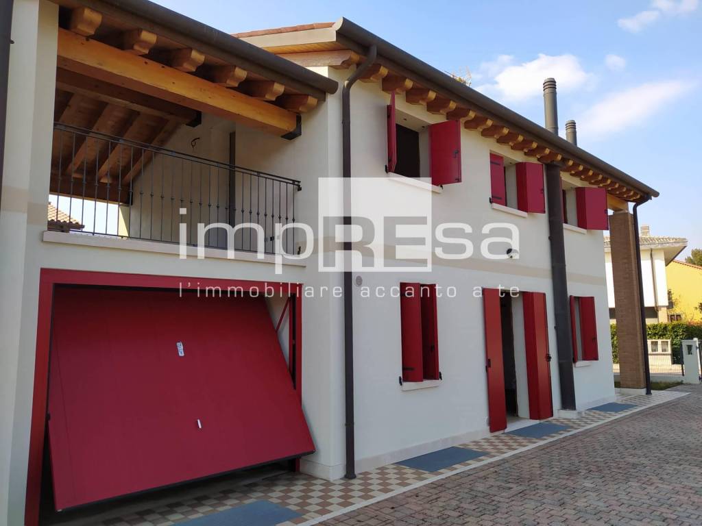 Villa Bifamiliare in vendita a Volpago del Montello