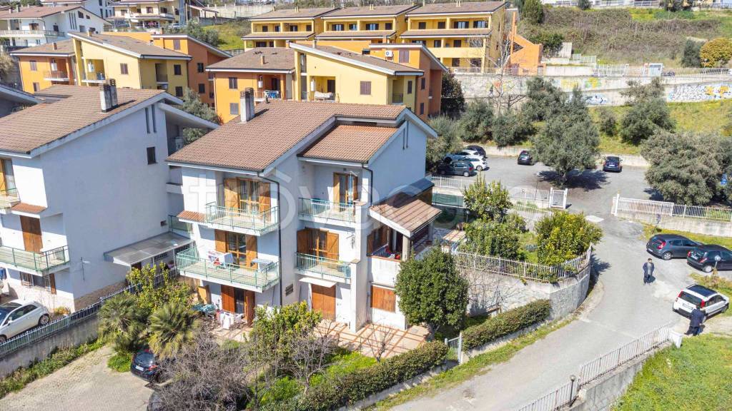 Appartamento in vendita a Rende via Mattia preti-contrada Felpiano, 76