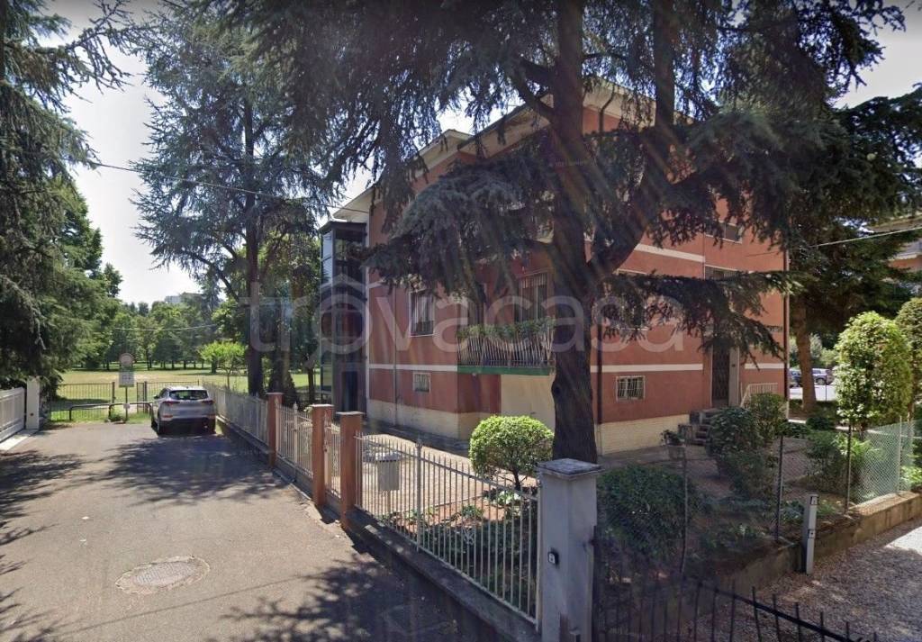 Casa Indipendente in in vendita da privato a Reggio nell'Emilia via Donatello, 15