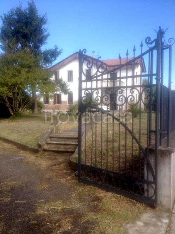 Villa in in vendita da privato ad Arre via Roma