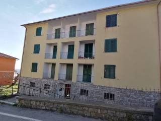 Appartamento in vendita a castell'azzara via aldobrandeschi