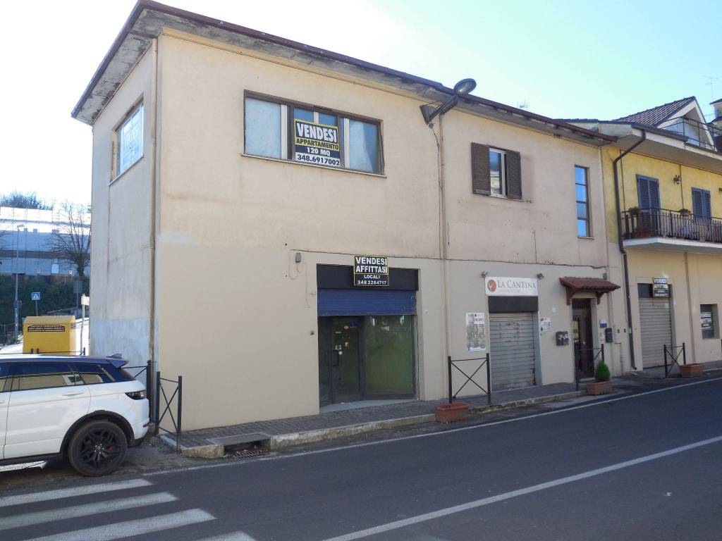 Negozio in in vendita da privato a Valmontone via Casilina, 212