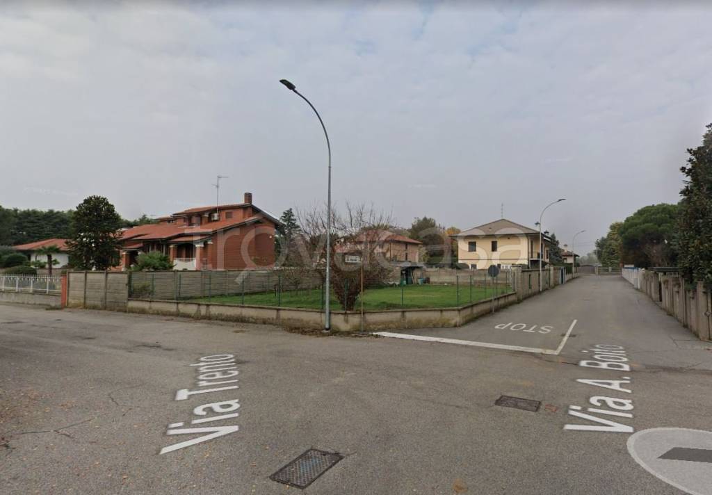 Terreno Residenziale in vendita a Casorezzo via Arrigo Boito
