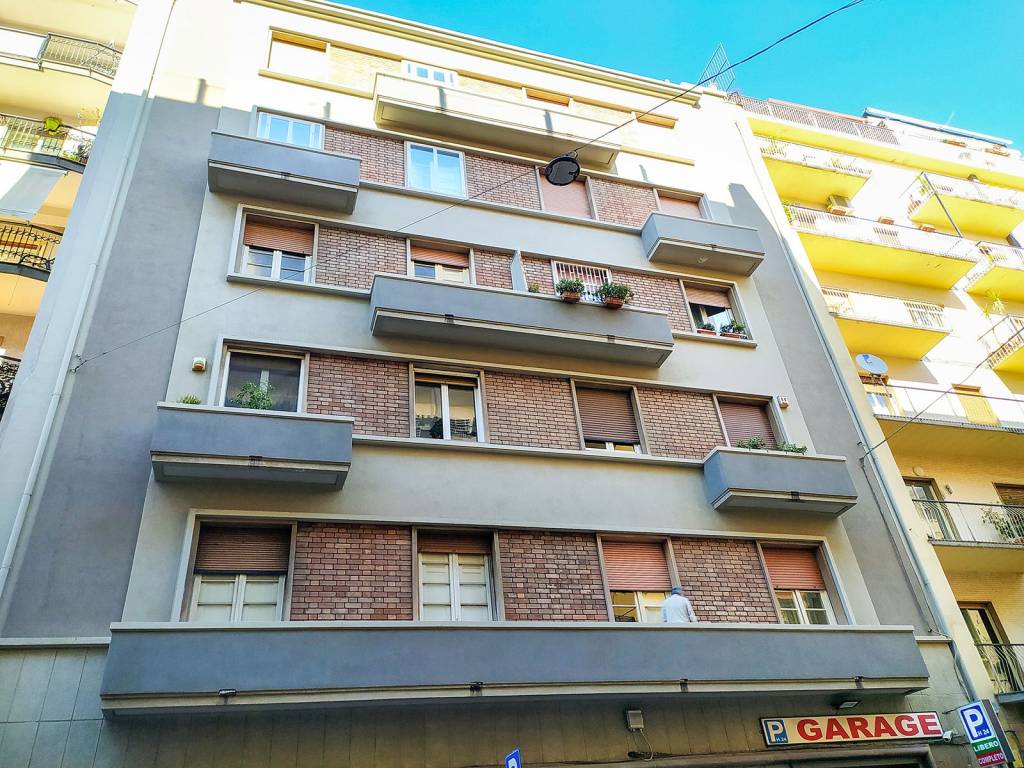Appartamento in vendita a Bari via Dante Alighieri, 273