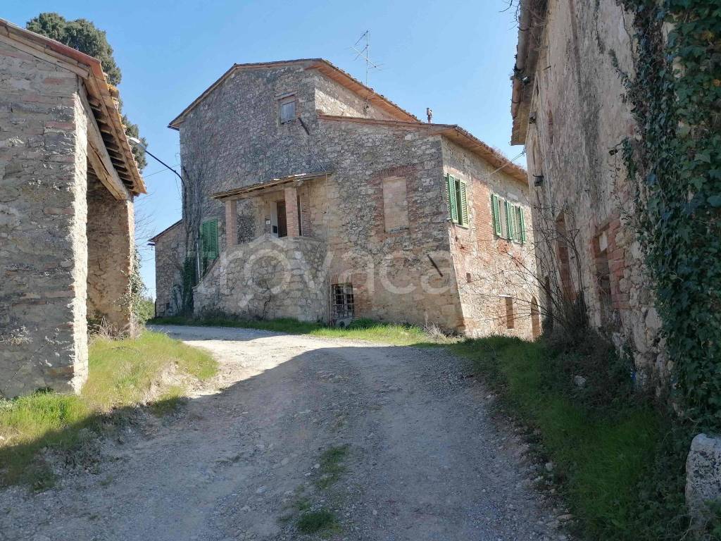 Colonica in vendita a Monteriggioni strada Provinciale Colligiana