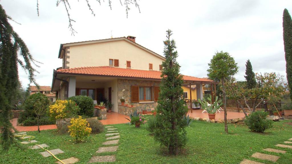 Villa Bifamiliare in vendita a San Quirico d'Orcia
