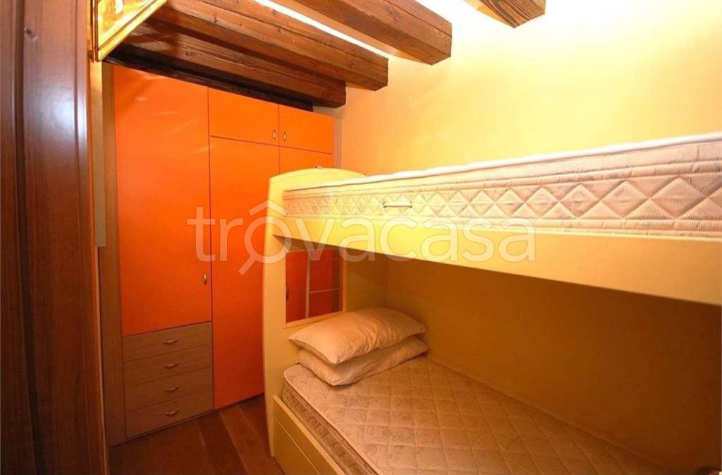 Appartamento in in vendita da privato ad Aosta rue Croix de la Ville, 28
