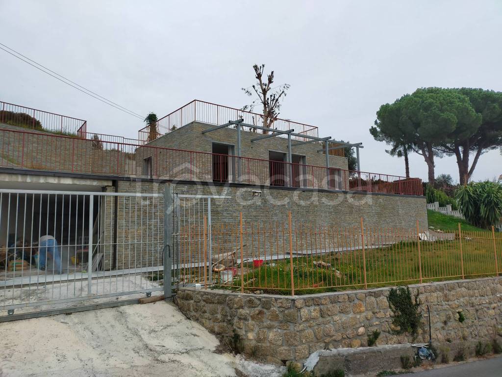 Villa in vendita a Bordighera via Conca Verde, 26