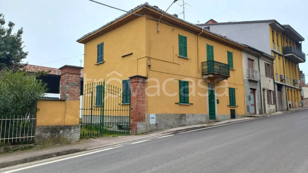Villa in vendita a Canneto Pavese via Roma, 8