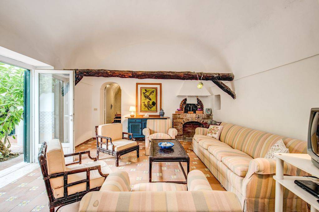 Villa Bifamiliare in vendita ad Anacapri via Catena