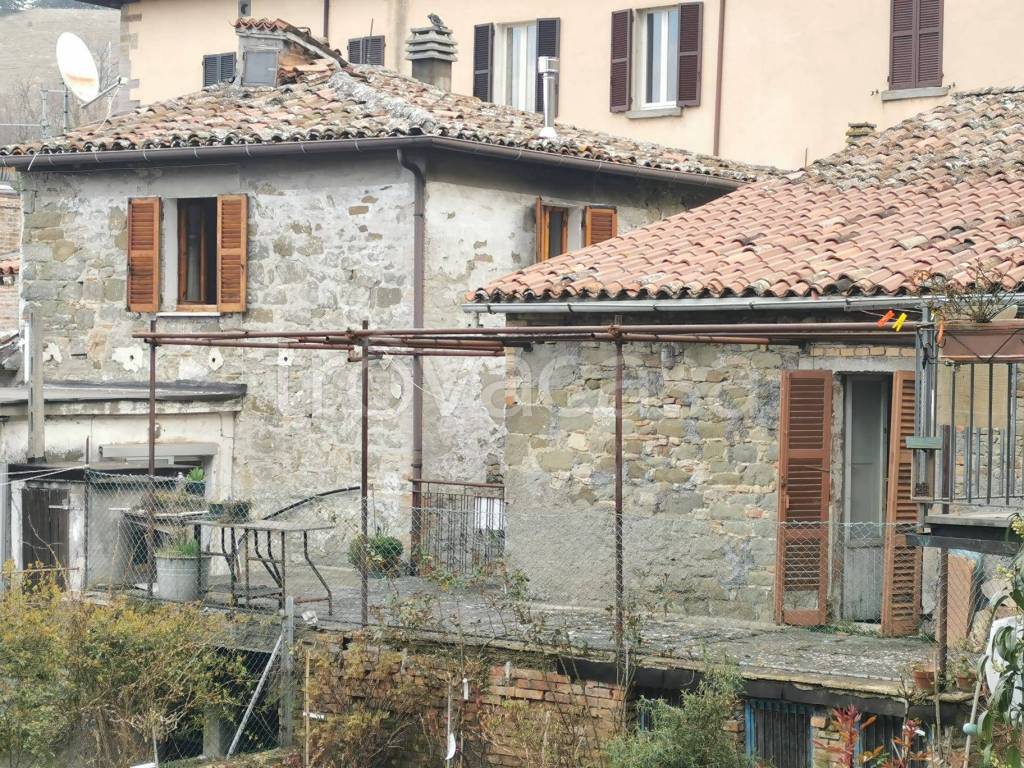 Casa Indipendente in vendita a Sant'Agata Feltria via Pietro Benucci, 29