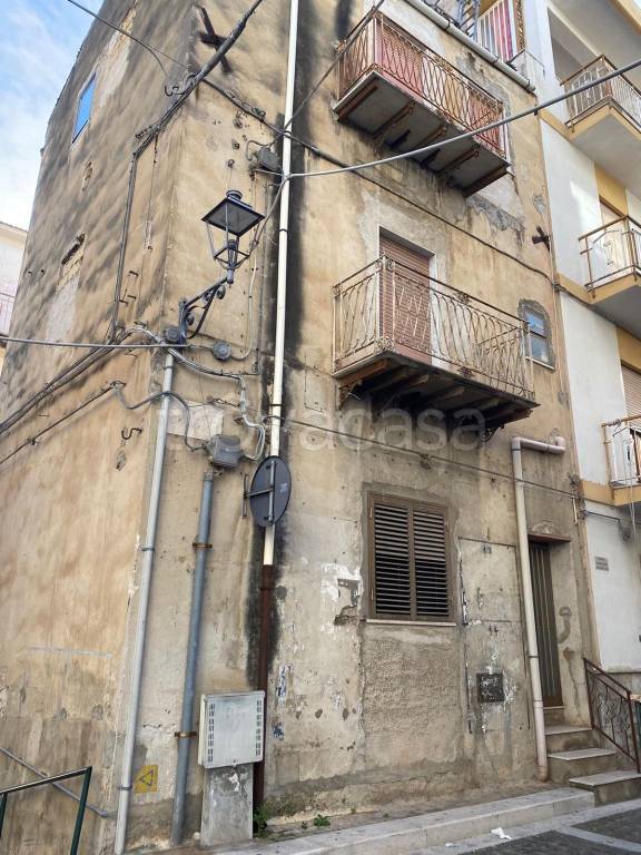 Casa Indipendente in in vendita da privato a Lascari via Giuseppe Mazzini, 3
