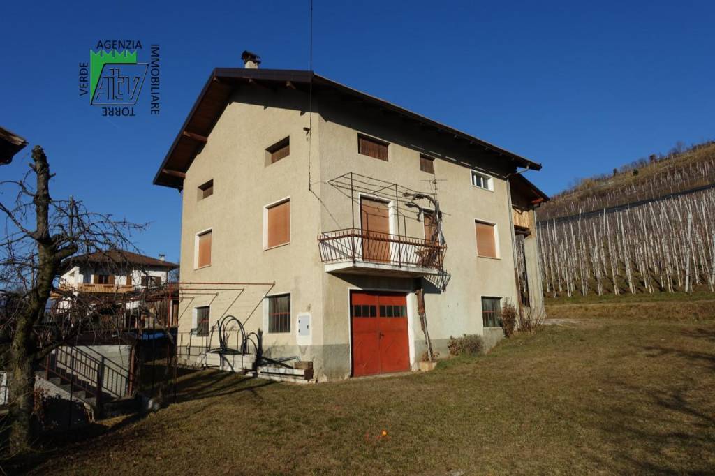 Casa Indipendente in vendita a Predaia predaia, frazione Segno piazza