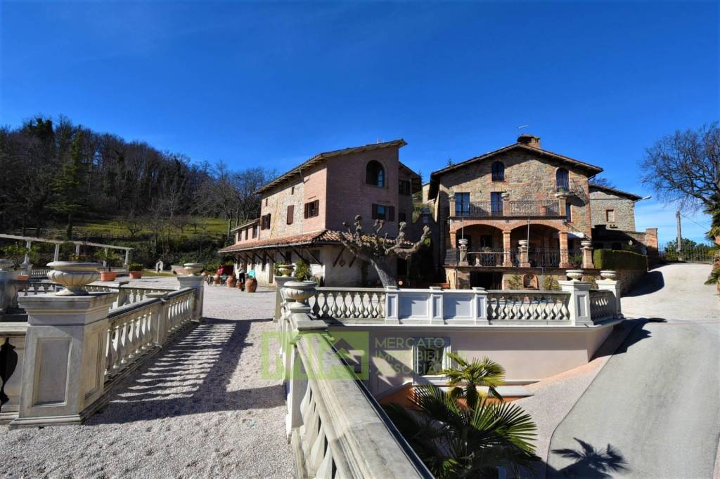 Villa in vendita a Montefortino contrada Pretattoni, snc