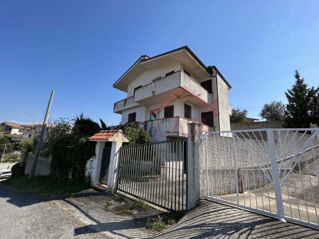 Villa in vendita a Briatico via Filanda, 15