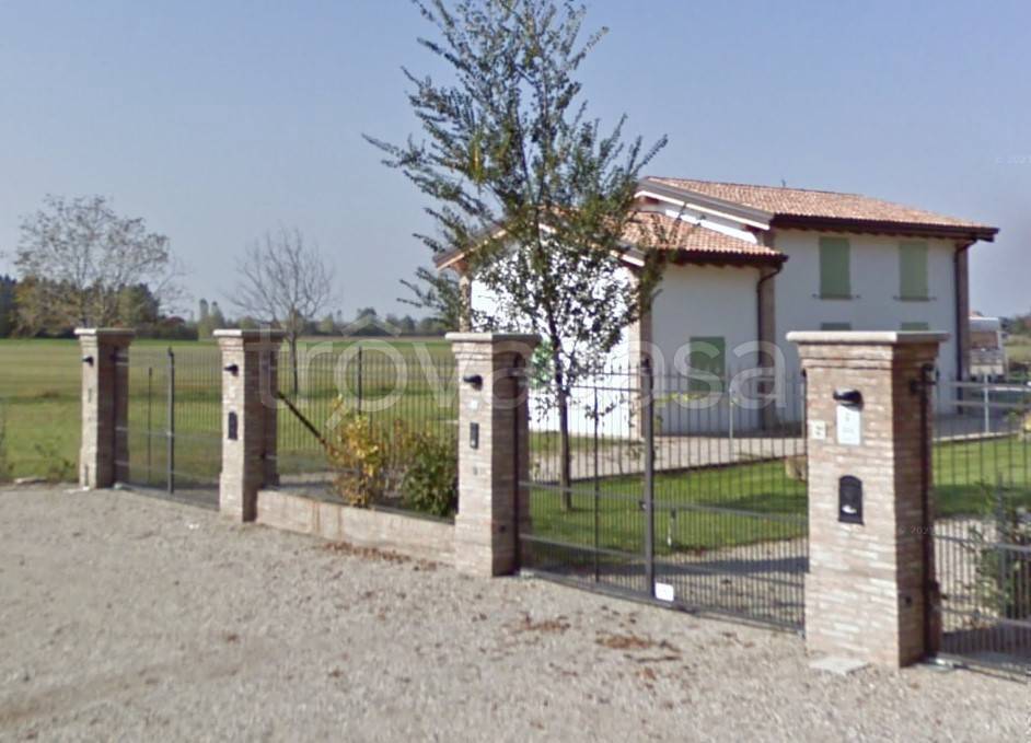 Villa in vendita a Mirandola via Clelia, 2A