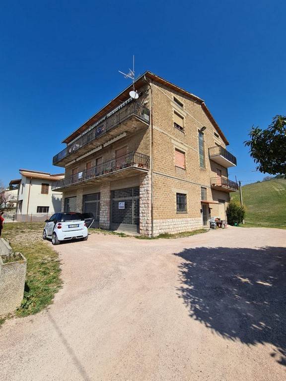 Appartamento in vendita a Gualdo Cattaneo via Palazzari, 14