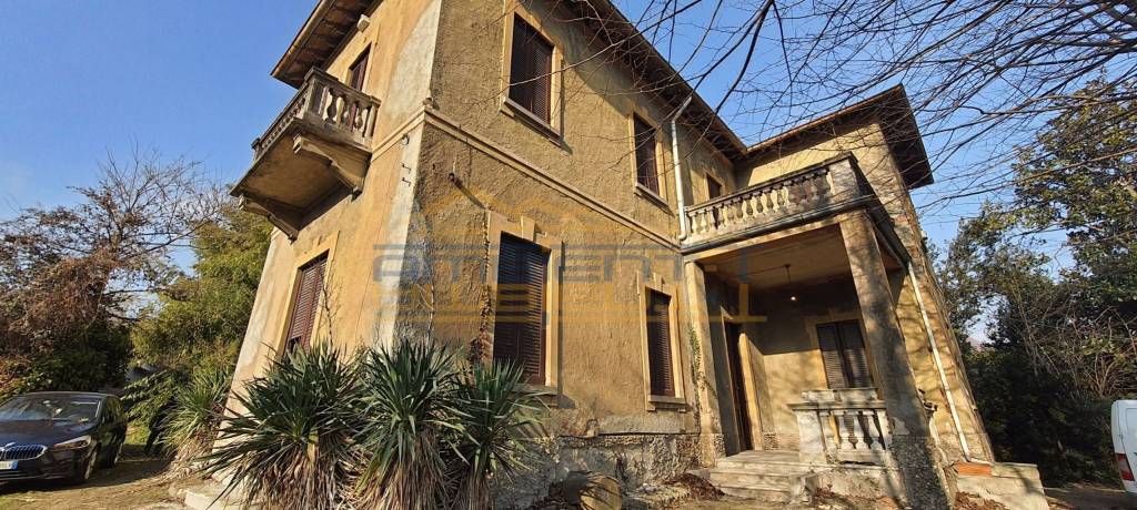 Villa in vendita a Olgiate Molgora via Cesare Cantù, 31