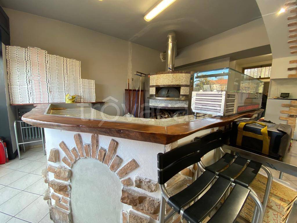 Pizza al taglio/Fast Food/Kebab in vendita a Cogliate via Piave