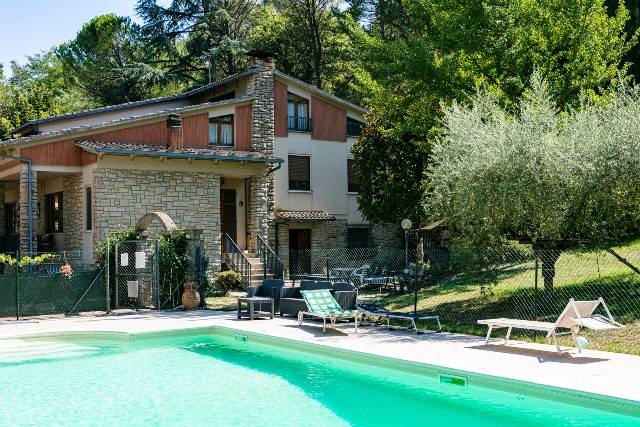 Villa Bifamiliare in vendita a Perugia