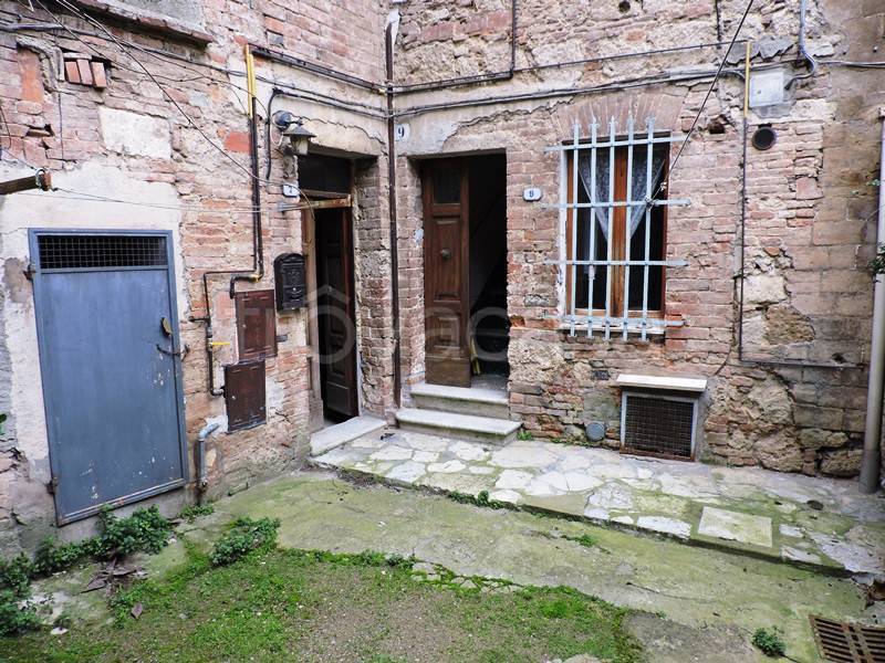 Appartamento in vendita a Chiusi piazza San Francesco