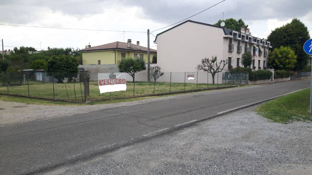 Terreno Residenziale in vendita a San Giorgio Piacentino via Genova