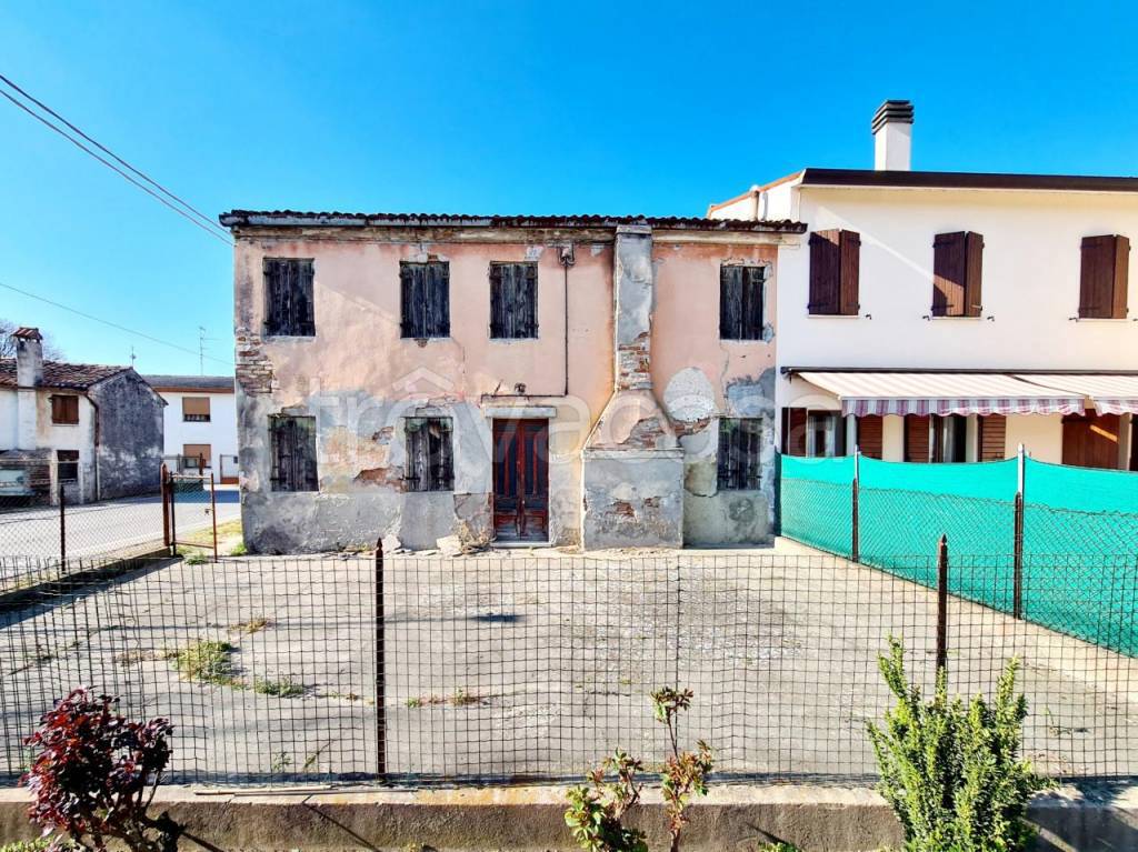 Villa a Schiera in vendita a Carceri via Roma