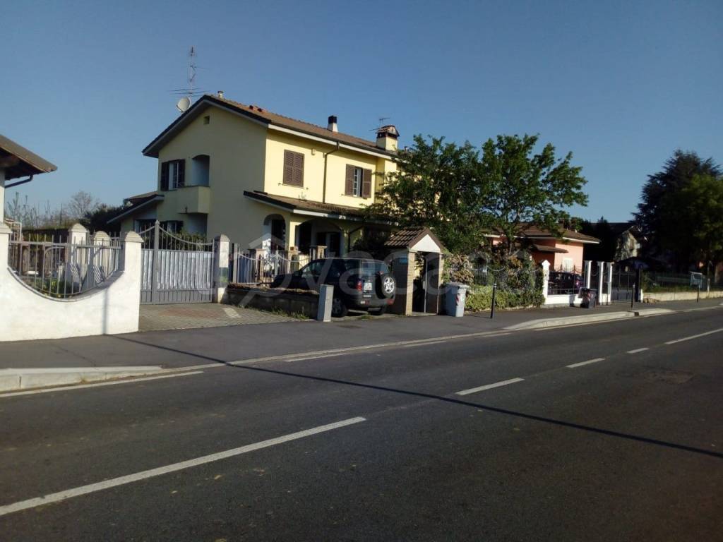 Villa in vendita a Pozzolo Formigaro via Placido Lugano
