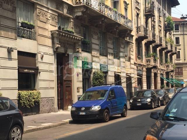 Magazzino in vendita a Milano via Marcello Malpighi