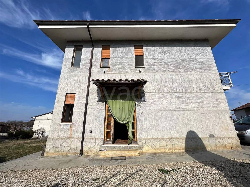 Casa Indipendente in vendita a Pralormo via Carmagnola