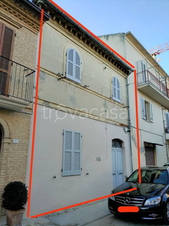 Casa Indipendente in in vendita da privato a Porto San Giorgio via Pio Panfili, 7