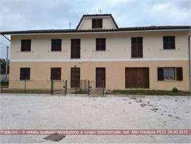 Appartamento all'asta a Fano frazione Ponte Sasso, Via Lago Maggiore, 58