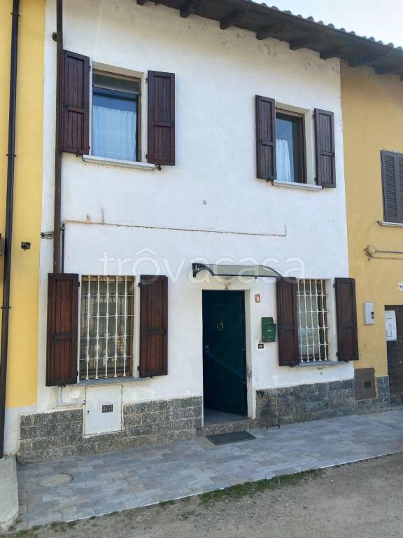 Casa Indipendente in vendita a Vellezzo Bellini località Origioso, 7