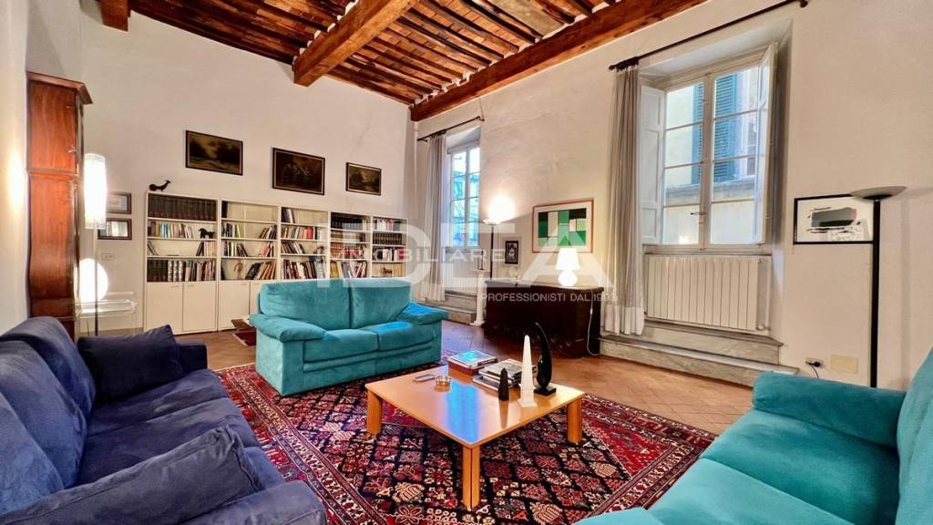 Appartamento in vendita a Lucca via Santa Giustina