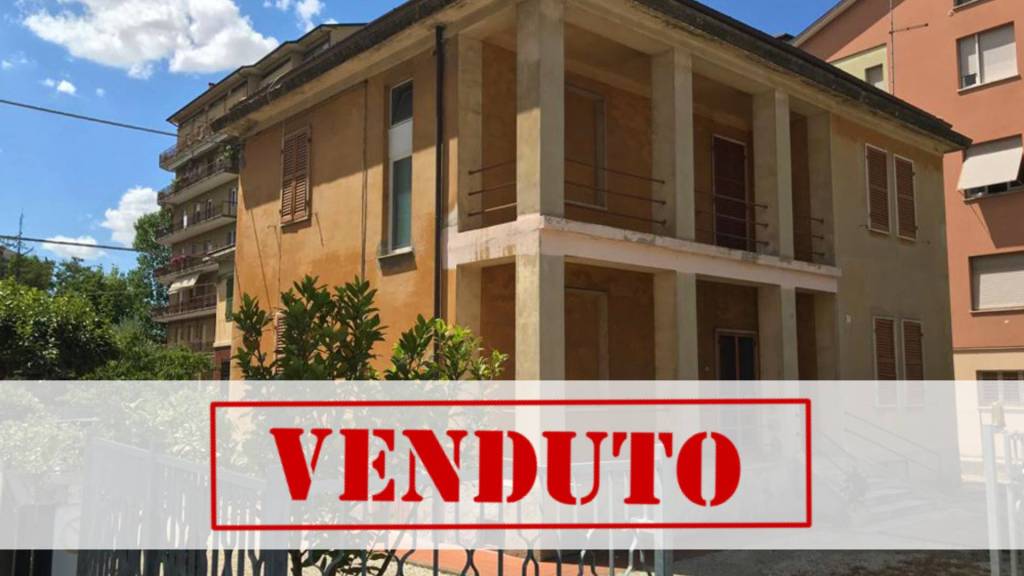 Villa in vendita a Chiaravalle via della Repubblica, 17