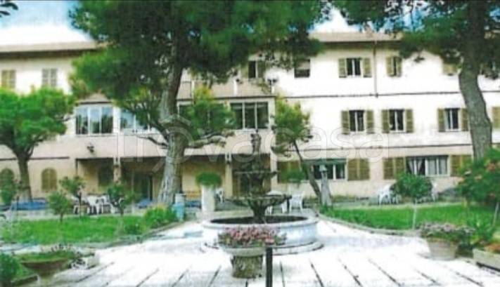 Casa Indipendente in vendita a Senigallia via Raffaello Sanzio