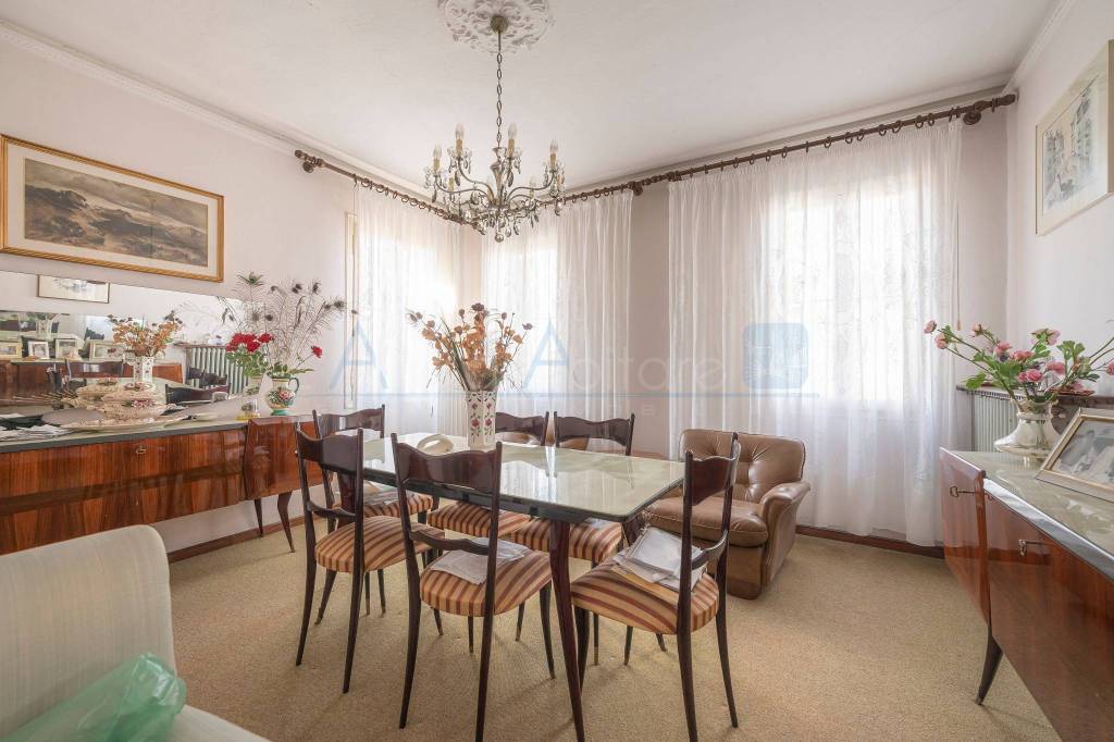 Villa in vendita a Noventa Padovana piazzetta Giovanelli, 30
