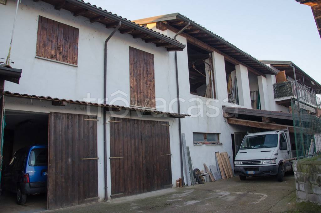 Villa in vendita a Giussago frazione Liconasco, 11