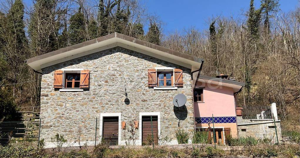 Villa in in vendita da privato a Borghetto di Vara via Forte Cassana, 6