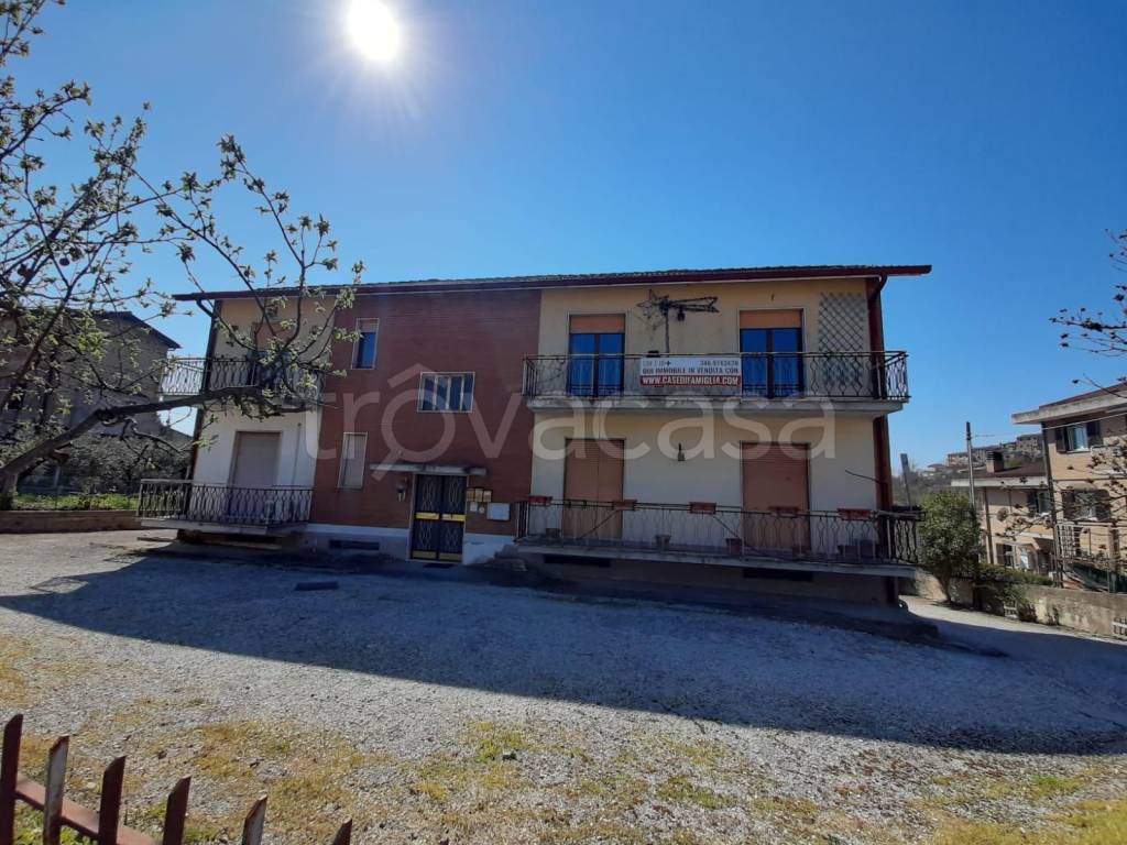 Appartamento in vendita a Forano via Guglielmo Marconi