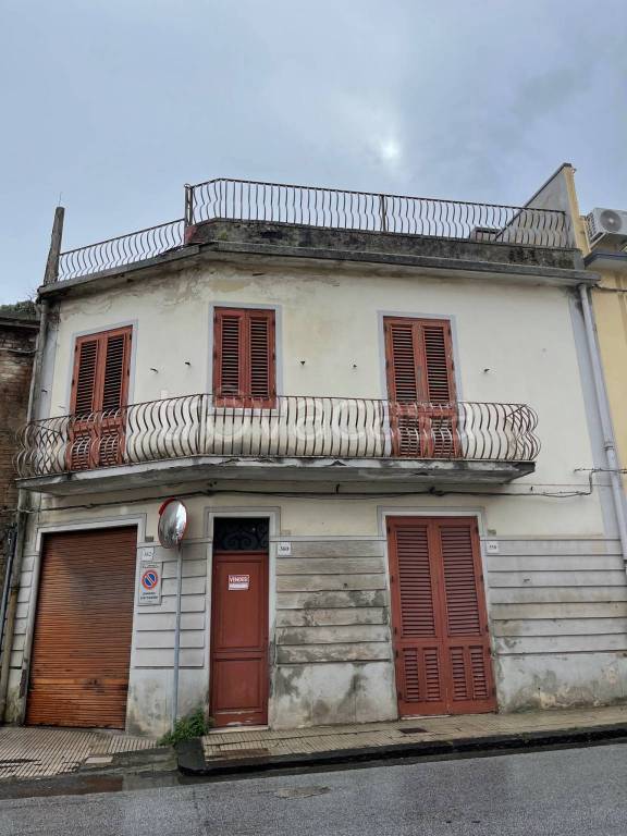 Villa in in vendita da privato a Barcellona Pozzo di Gotto via Giuseppe Garibaldi