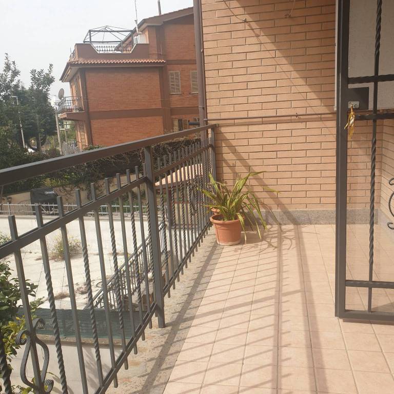 Appartamento in vendita ad Albano Laziale via Tor Paluzzi