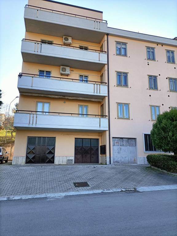 Appartamento in vendita a Larino via Alcide De Gasperi, 59