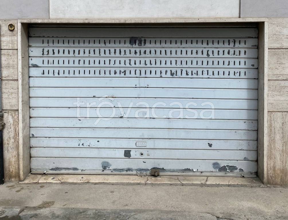 Garage in vendita a Cassino via Valle del Garigliano, 40