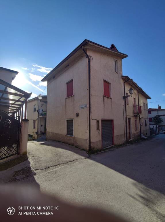 Casa Indipendente in in vendita da privato a Roccabascerana via Vittorio Veneto