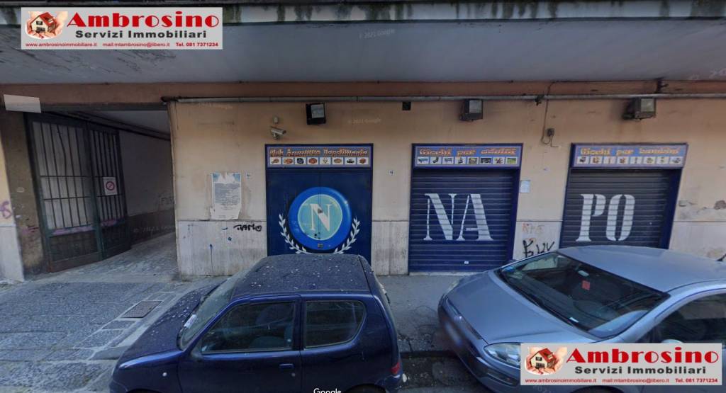 Negozio in vendita a Napoli via Alfano Prima, 15