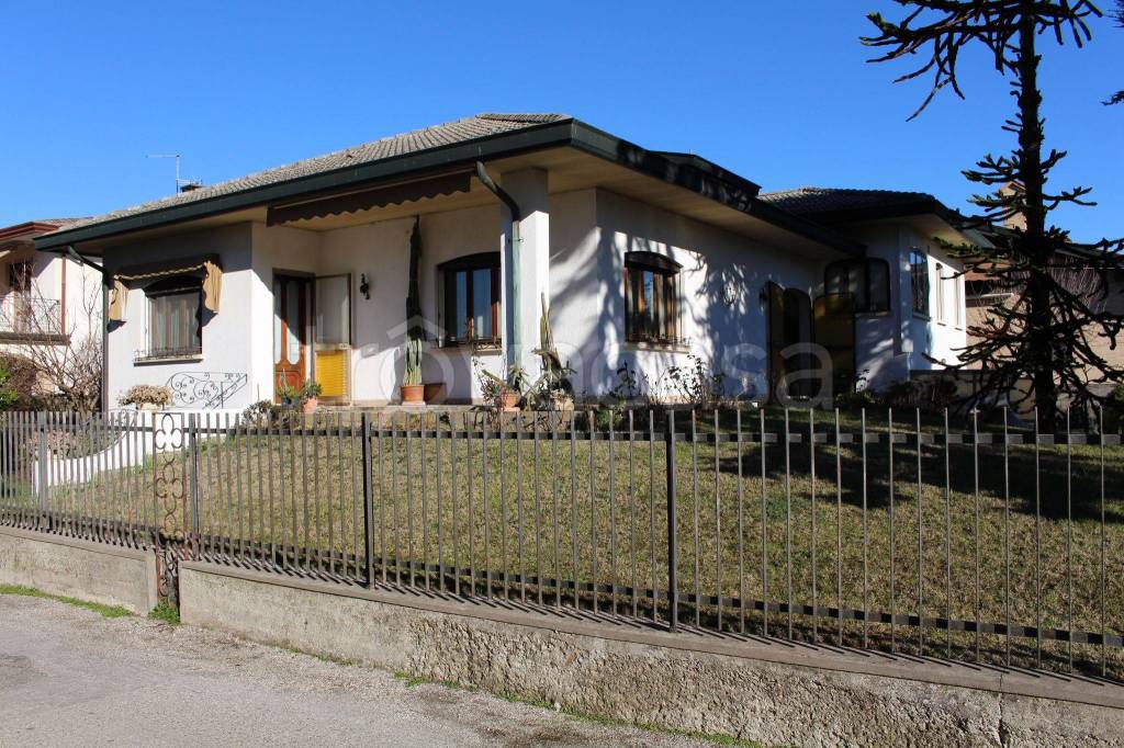 Villa in in vendita da privato a Codevigo via Alvise Angelieri, 7