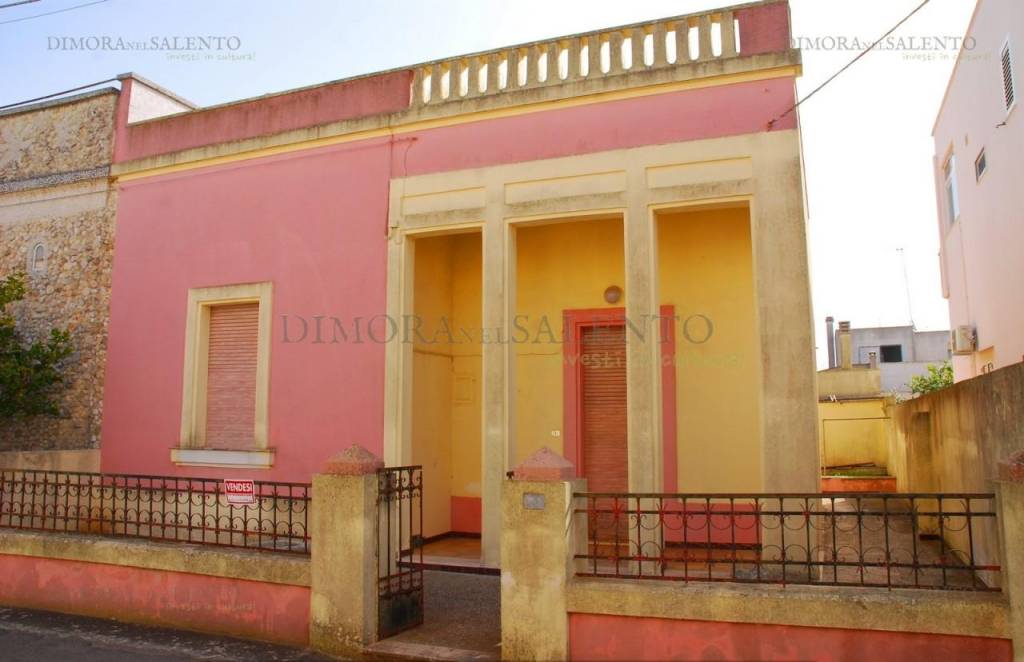 Casa Indipendente in vendita a Gagliano del Capo via tripoli, 3