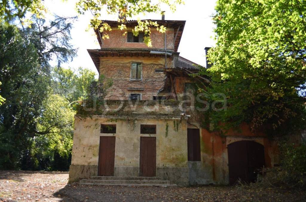 Villa in vendita a Nervesa della Battaglia via Moretti